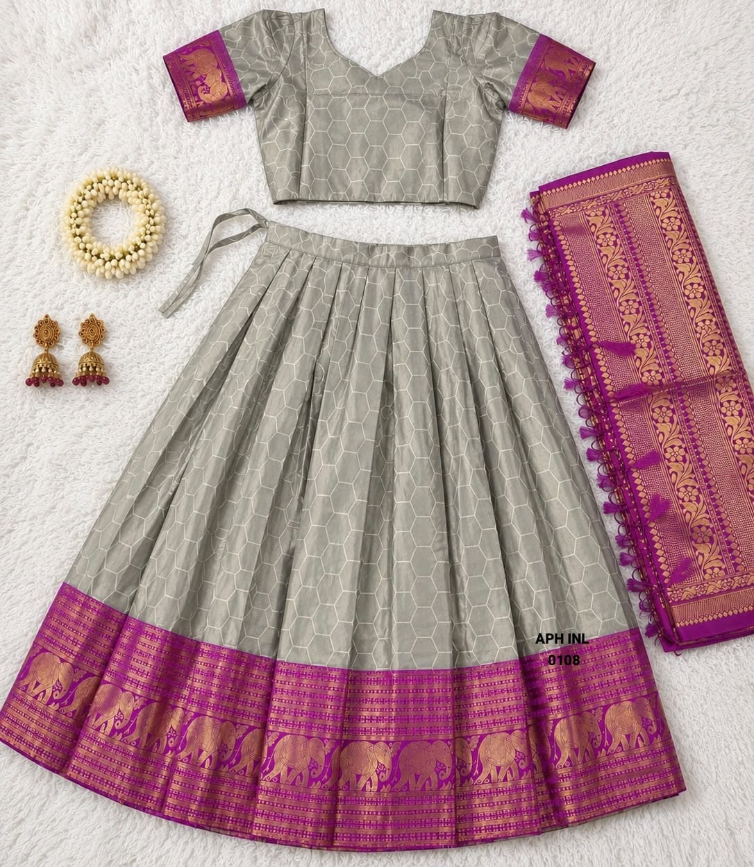 Heavy Lichi Silk Zari Border Lehenga